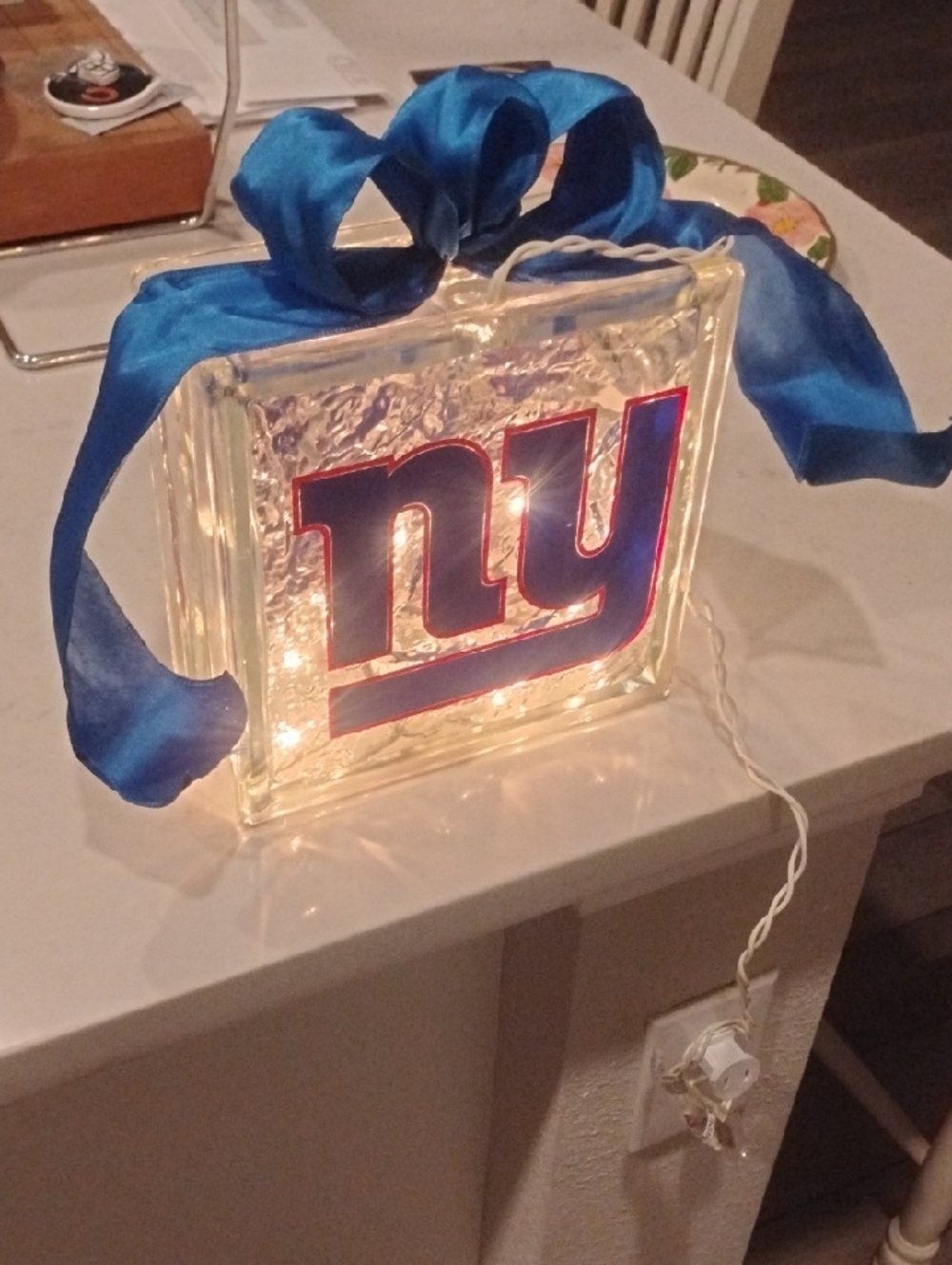 NFL New York Giants Glass Block Light with Blue Ribbon